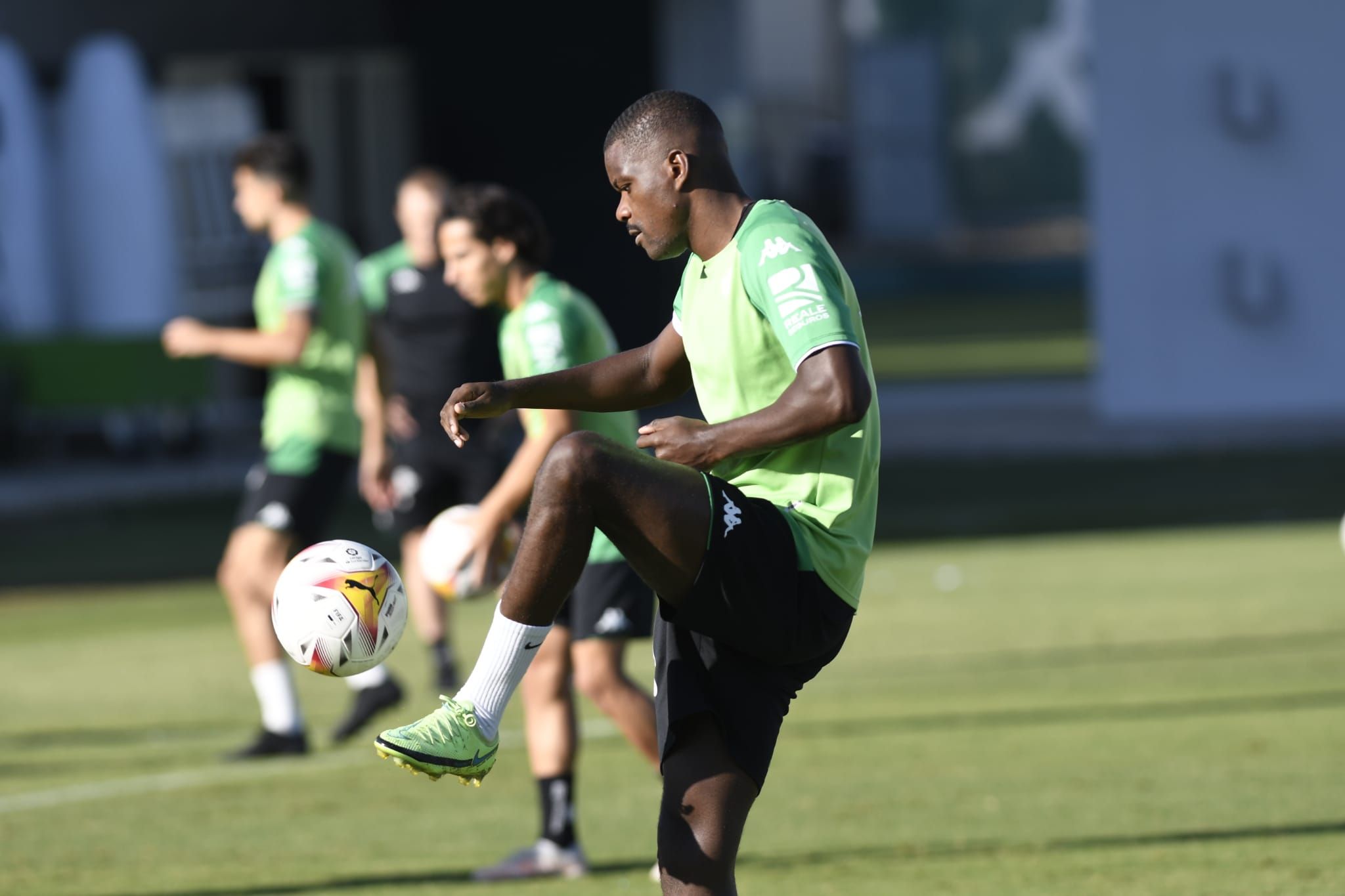  William Carvalho, en un entrenamiento del Betis.