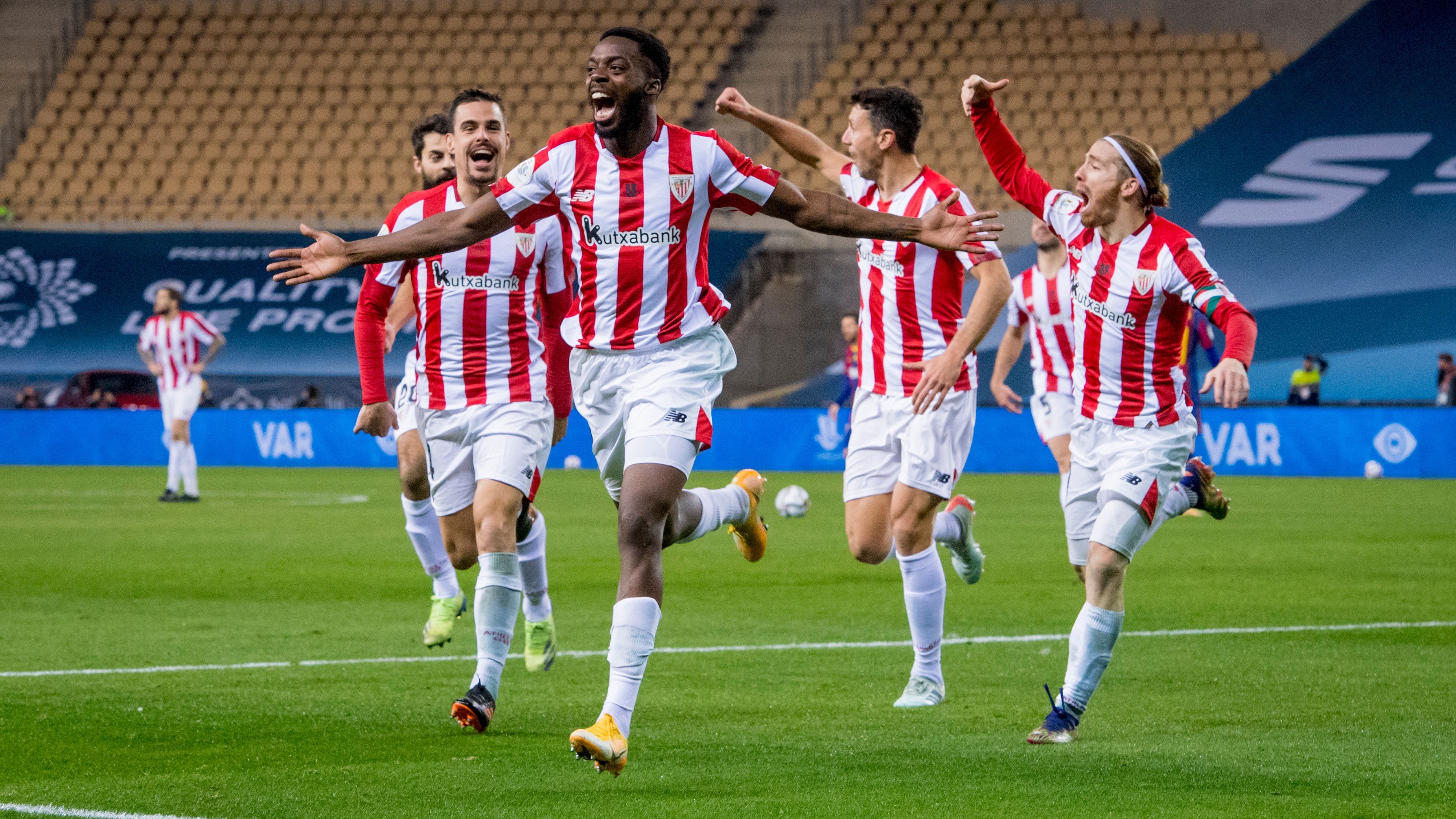  Iñaki Williams celebra su golazo en la Supercopa de Sevilla.