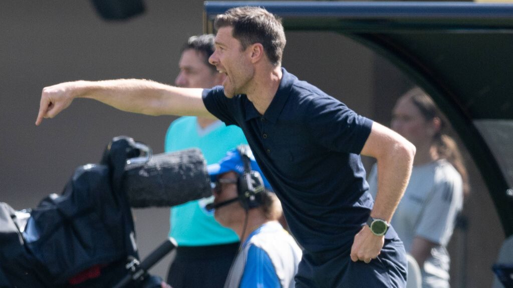 Xabi Alonso en un partido del Mundial de Clubes