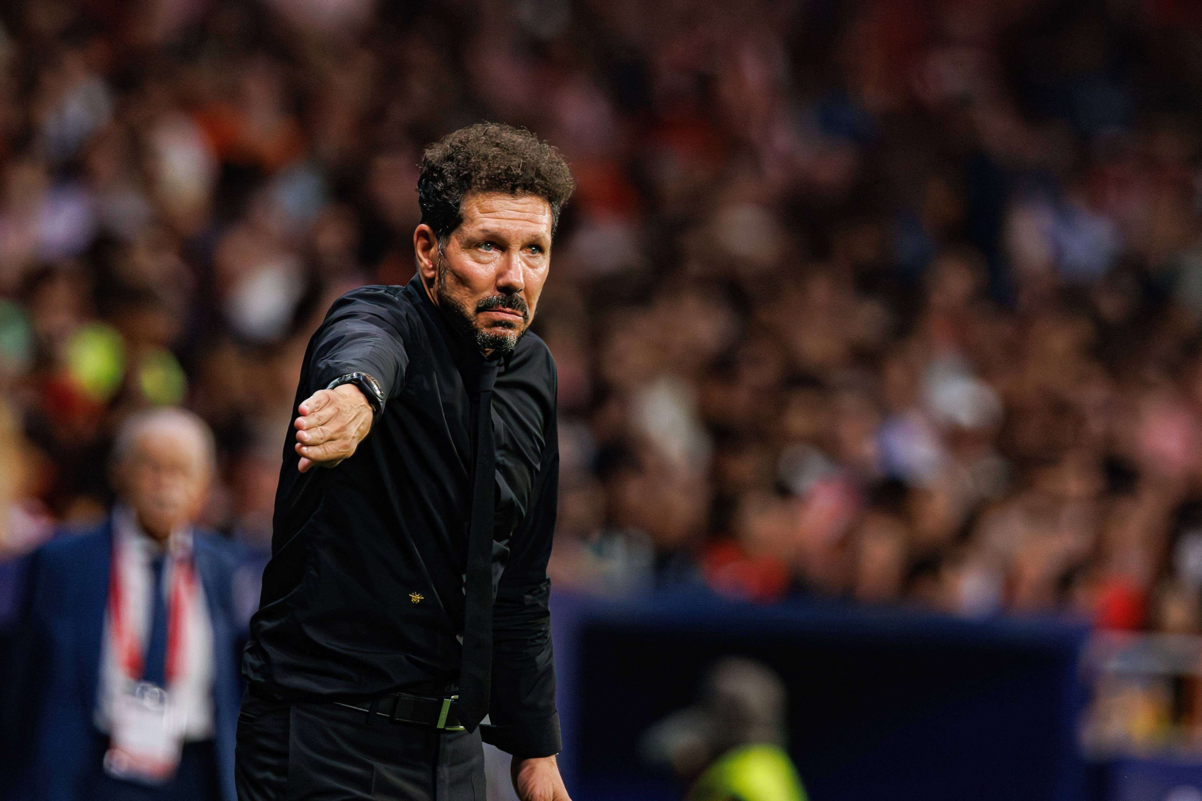  Simeone dando instrucciones en un partido del Atlético.