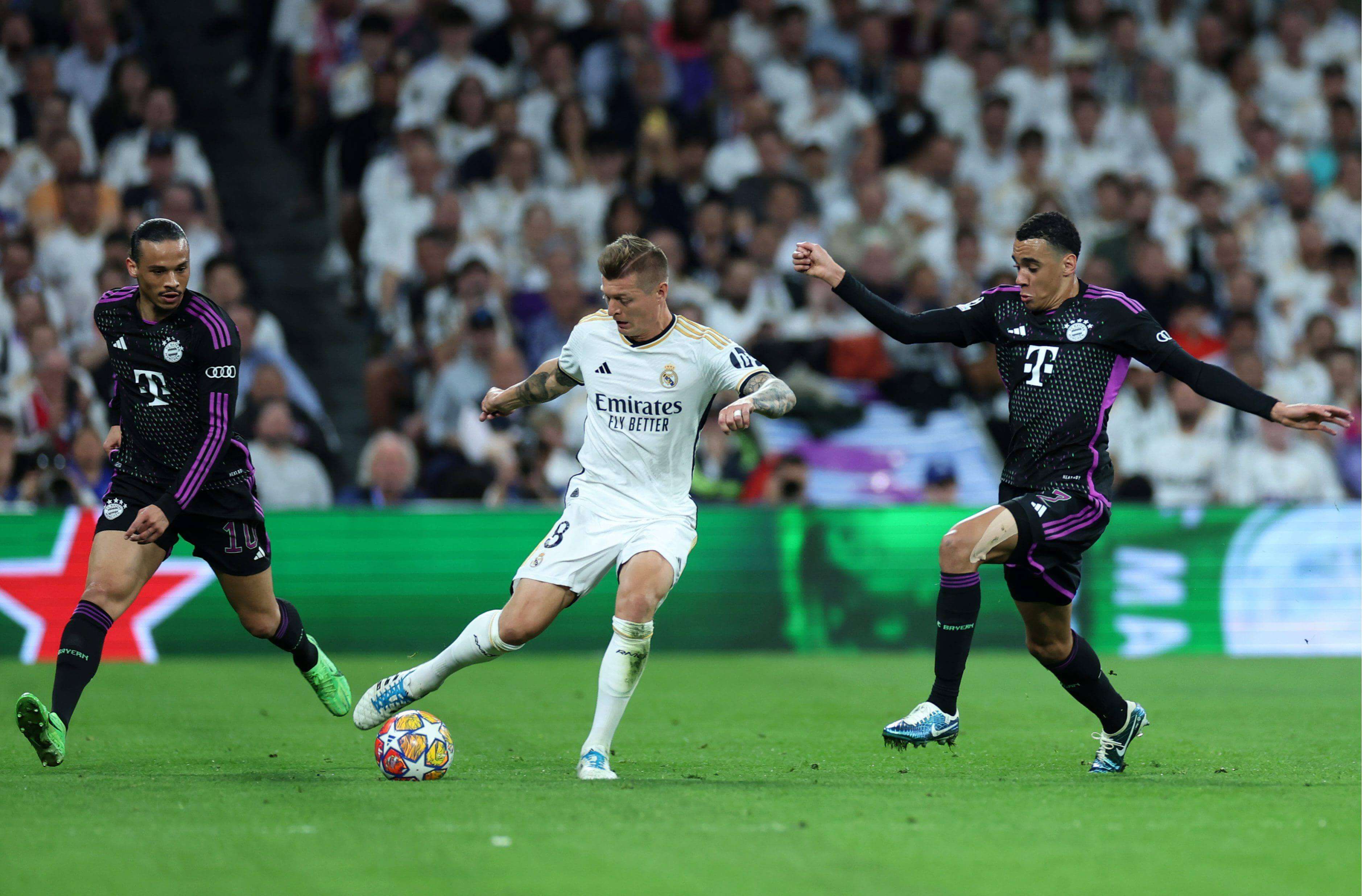 Toni Kroos en el partido contra el Bayern de Múnich