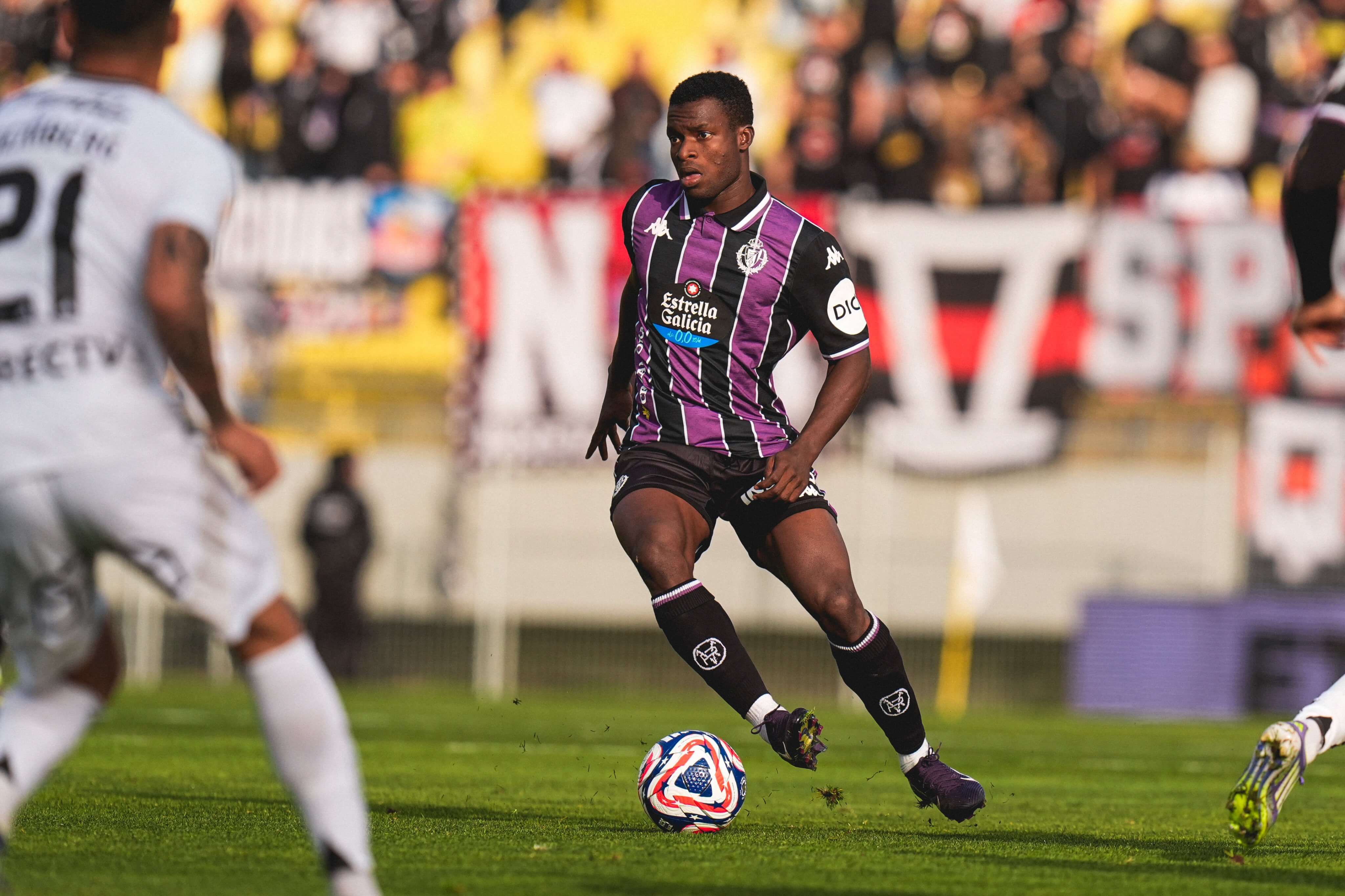 Alani, ante Colo Colo.