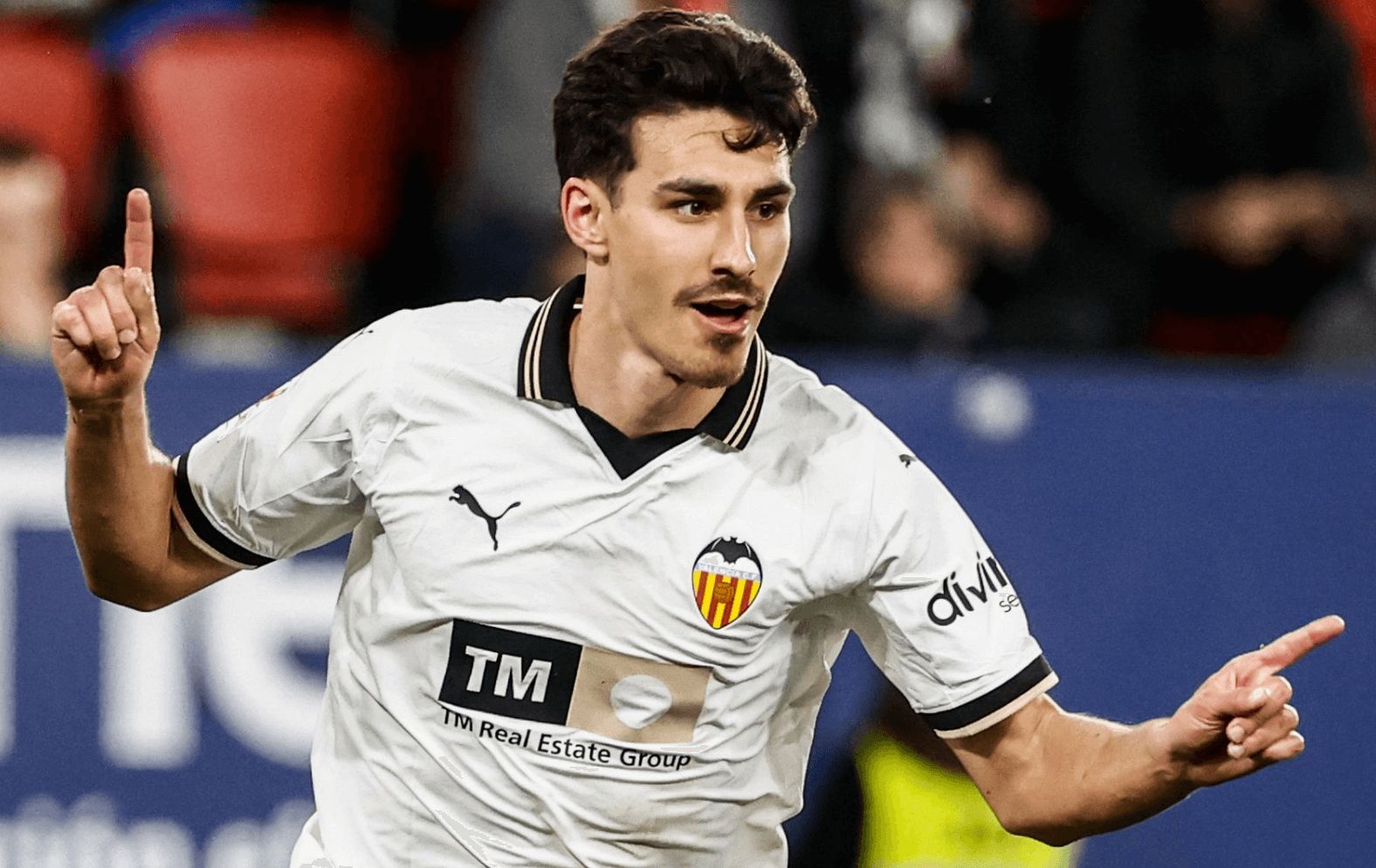 André Almeida celebra su gol al CA Osasuna.