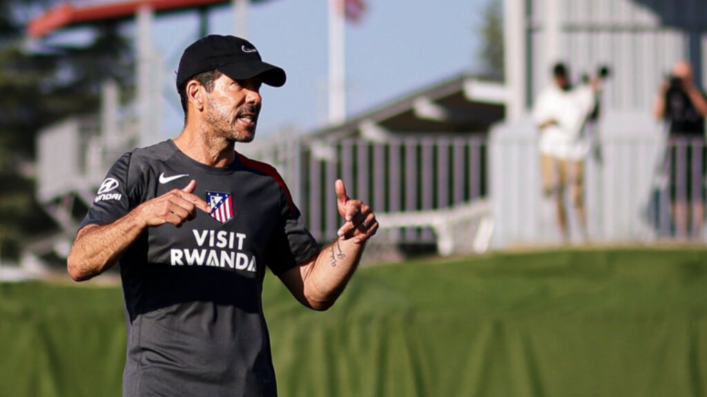 Simeone en la pretemporada del Atlético de Madrid ('X' @Atleti)