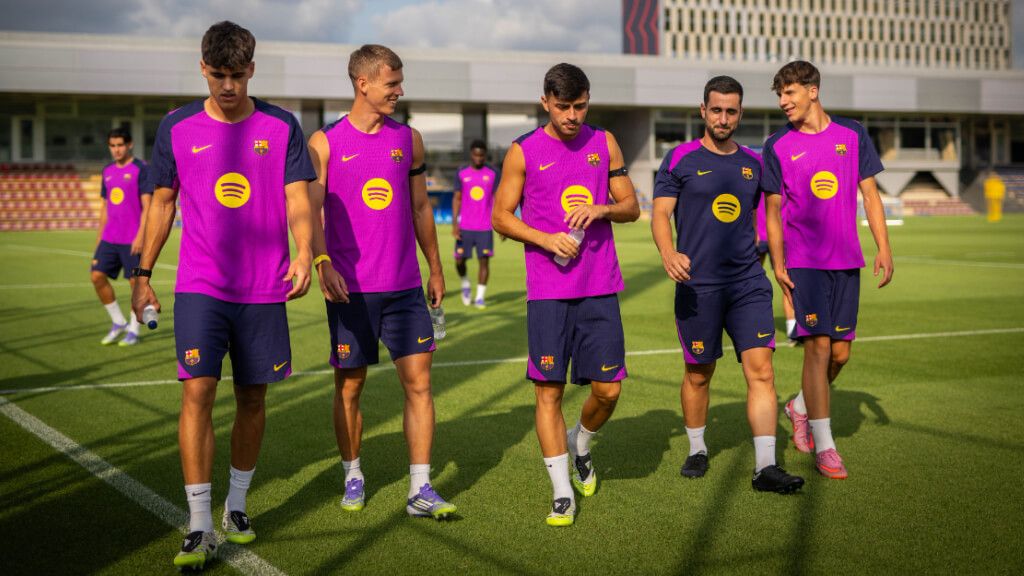 Los jugadores del Barça en un entrenamiento (X: @FCBarcelona_es)