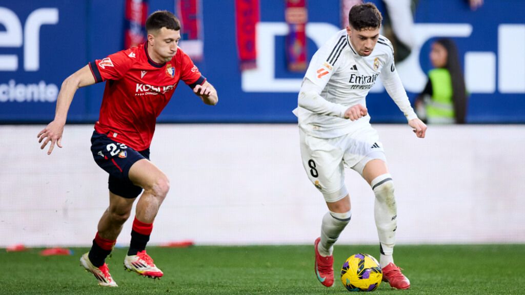  Abel Bretones, baja en Osasuna, y Fede Valverde (Europa Press)