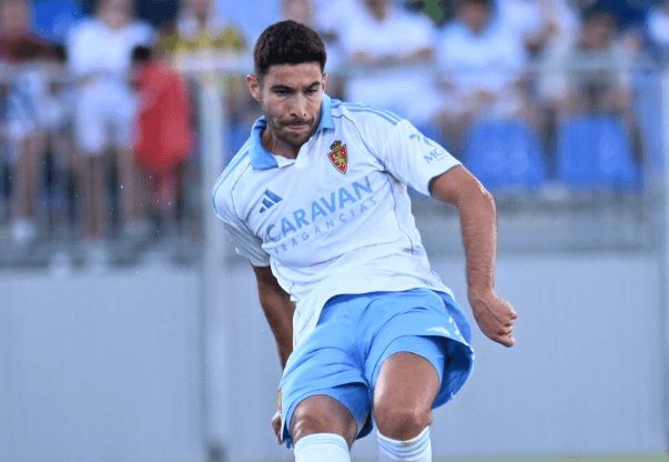  Tachi, en un partido del Real Zaragoza (FOTO: Real Zaragoza).