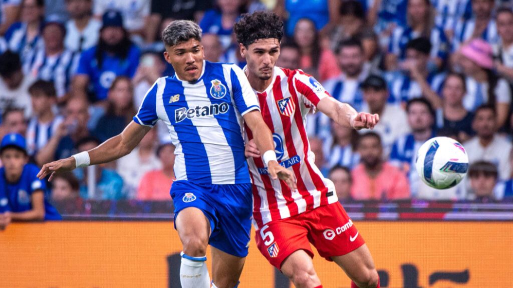 Johnny Cardoso en el partido frente al Oporto (Cordon Press)