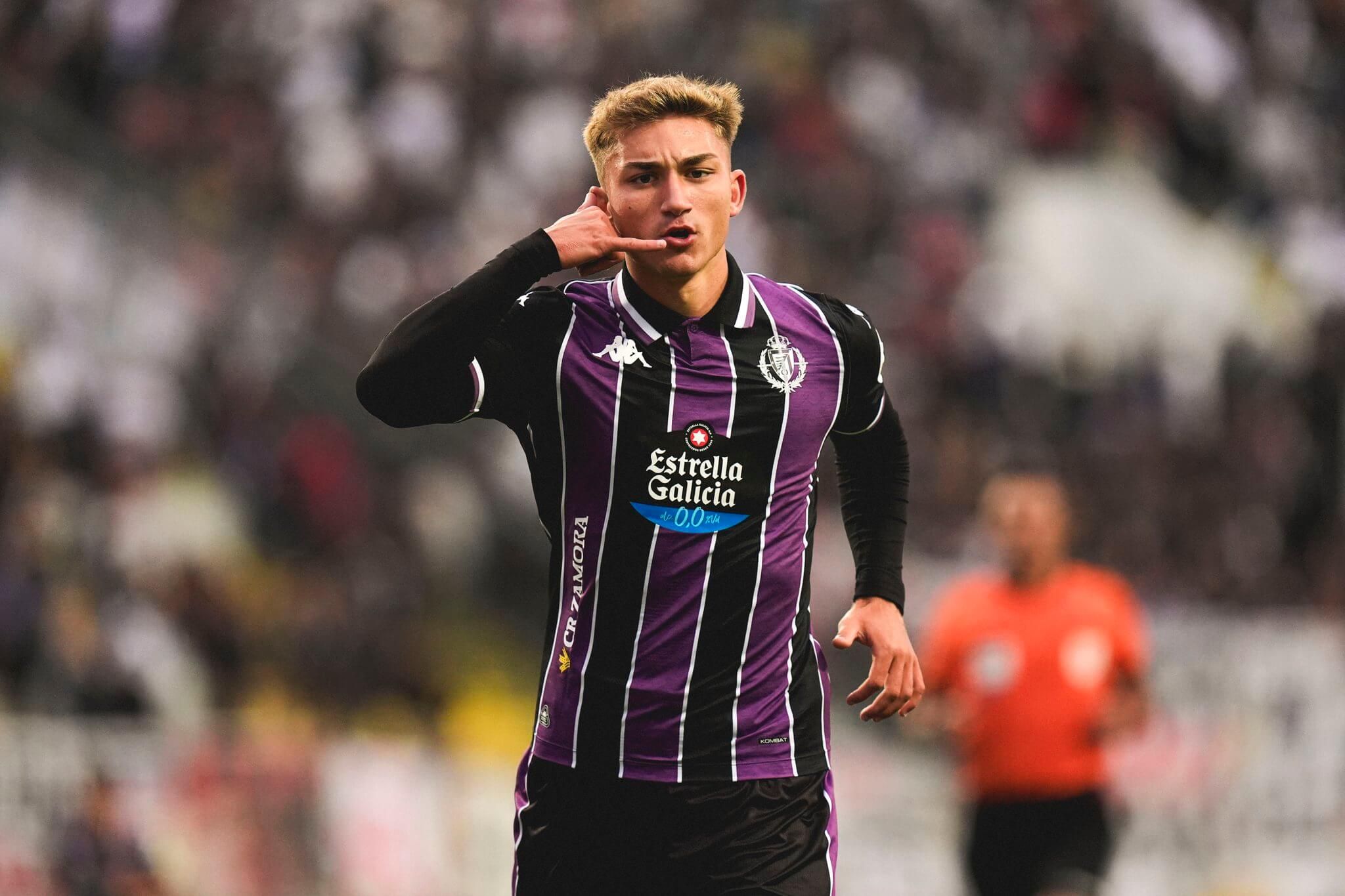 Chuki celebra su gol ante Colo Colo.