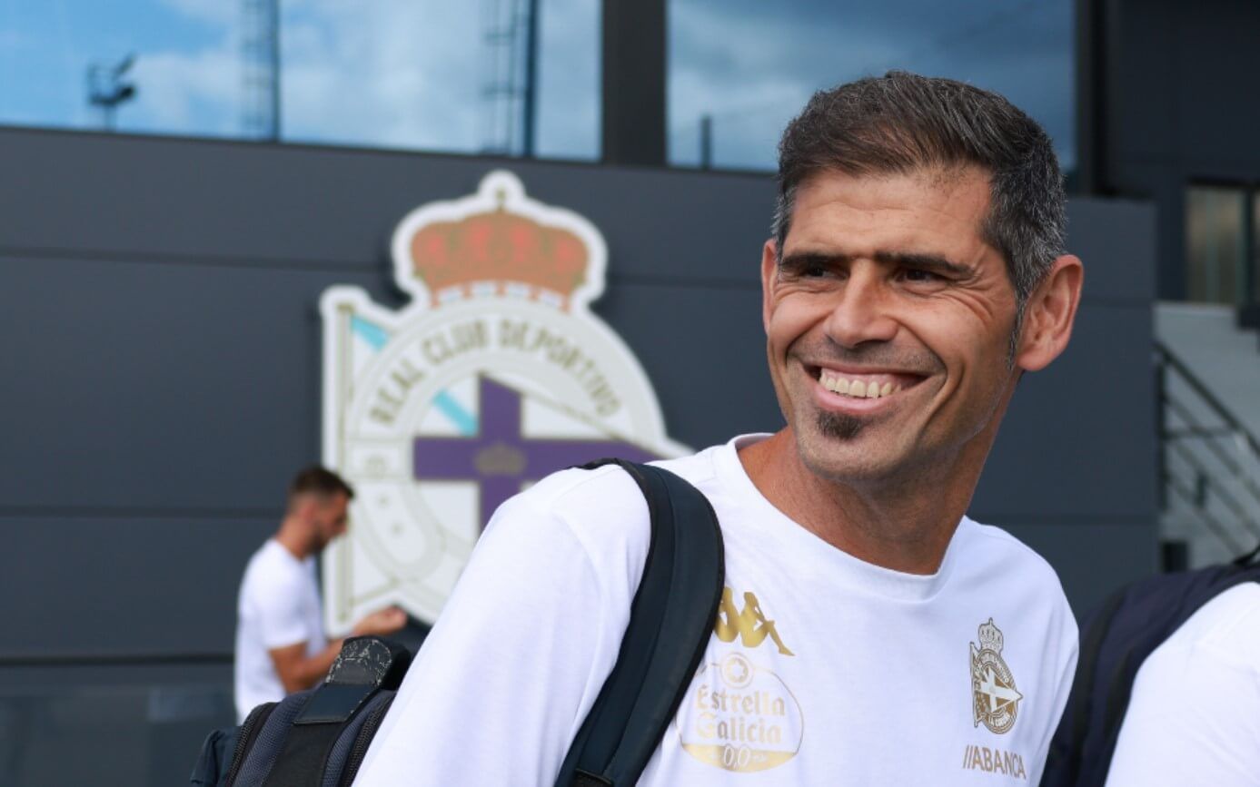  Antonio Hidalgo, a su llegada al Compostela-Deportivo.