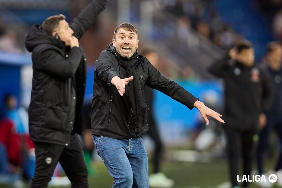 Coudet, durante el Alavés-Rayo.