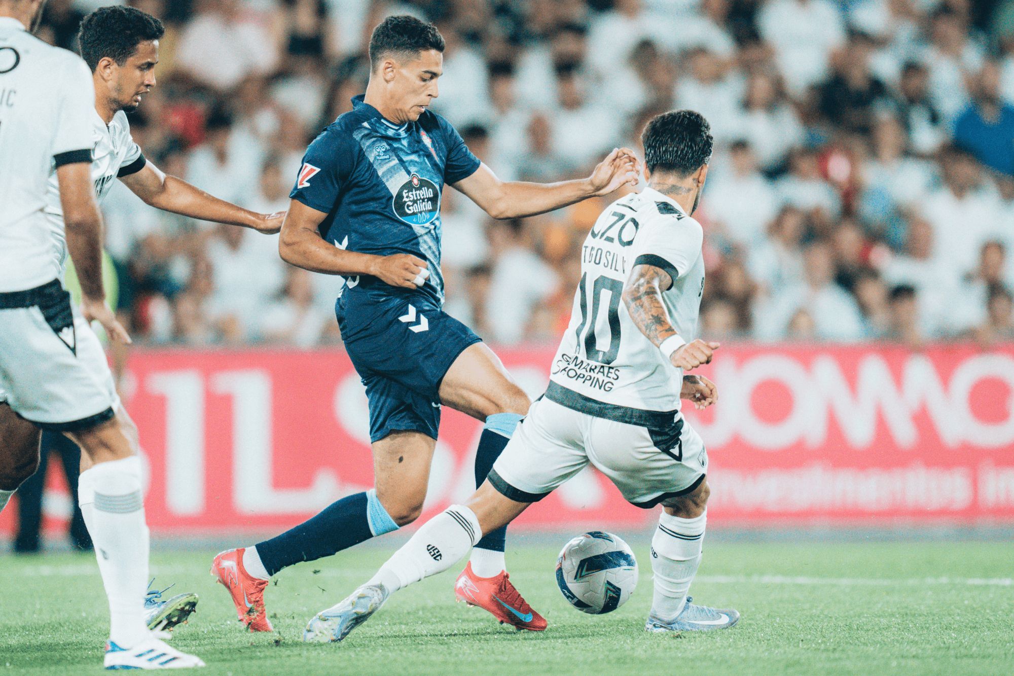 Jones El-Abdellaoui.