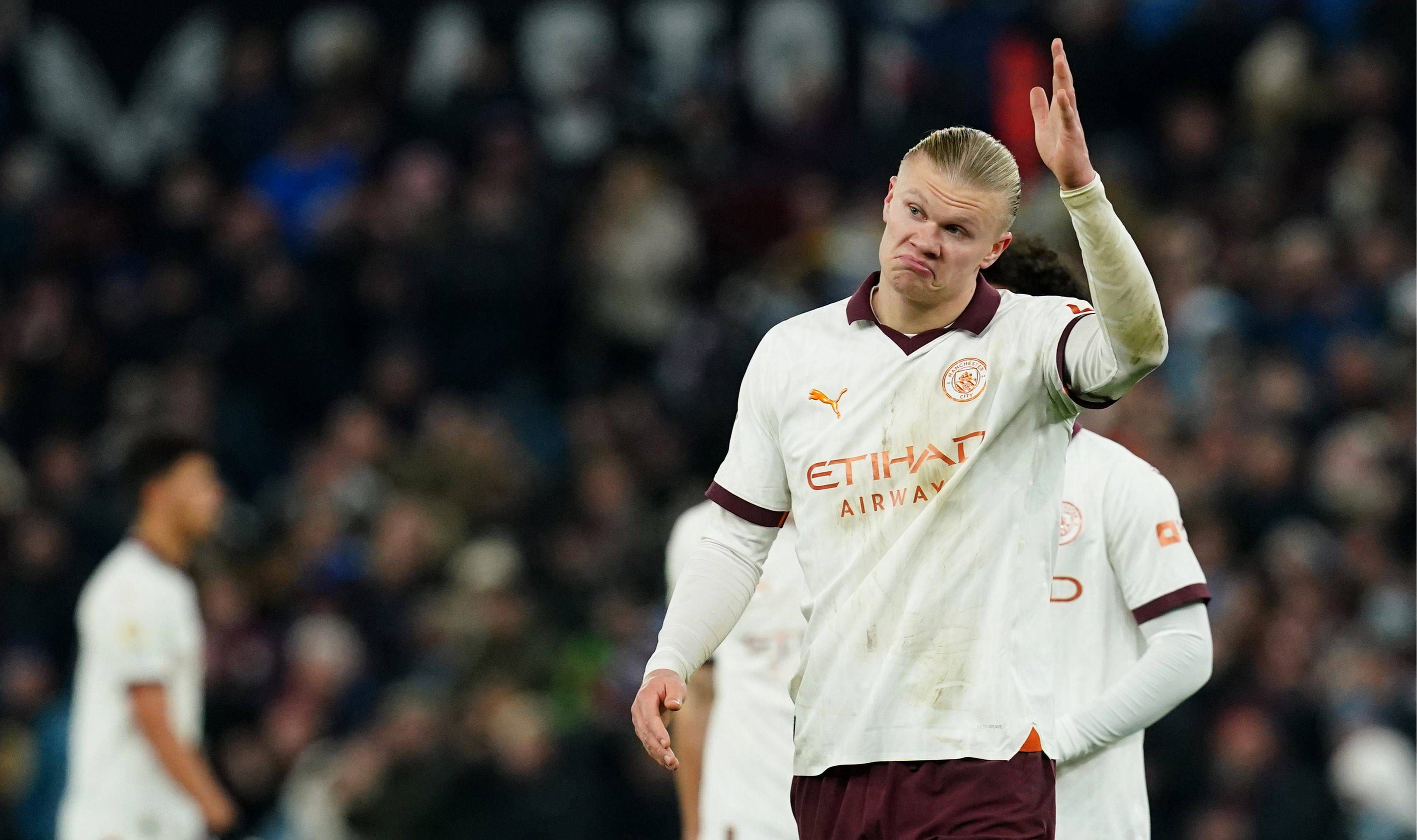  Erliing Haaland en la derrota del Manchester City ante el Aston Villa.