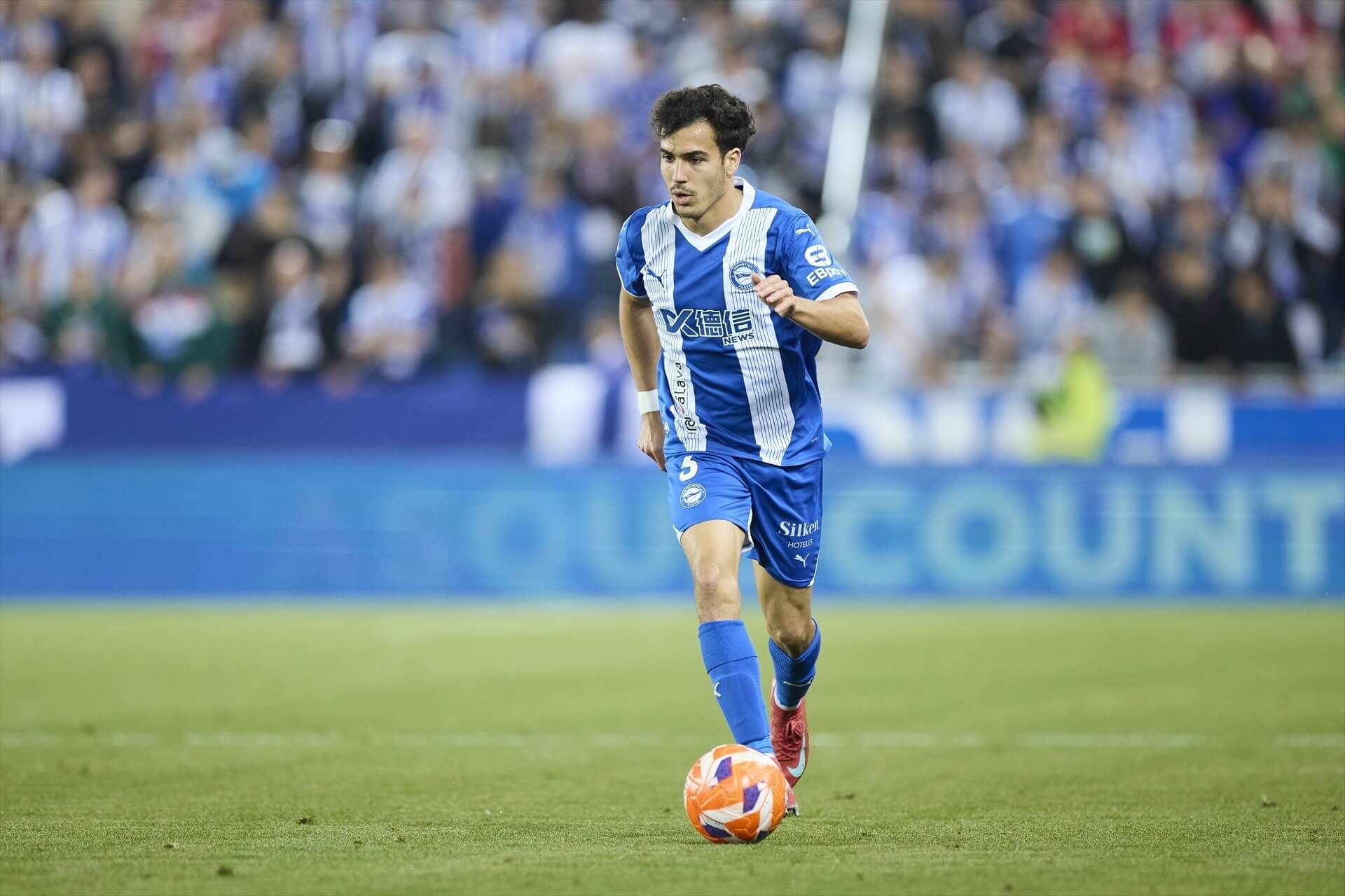 Manu Sánchez, en un partido del Deportivo Alavés (Foto: EuropaPress).