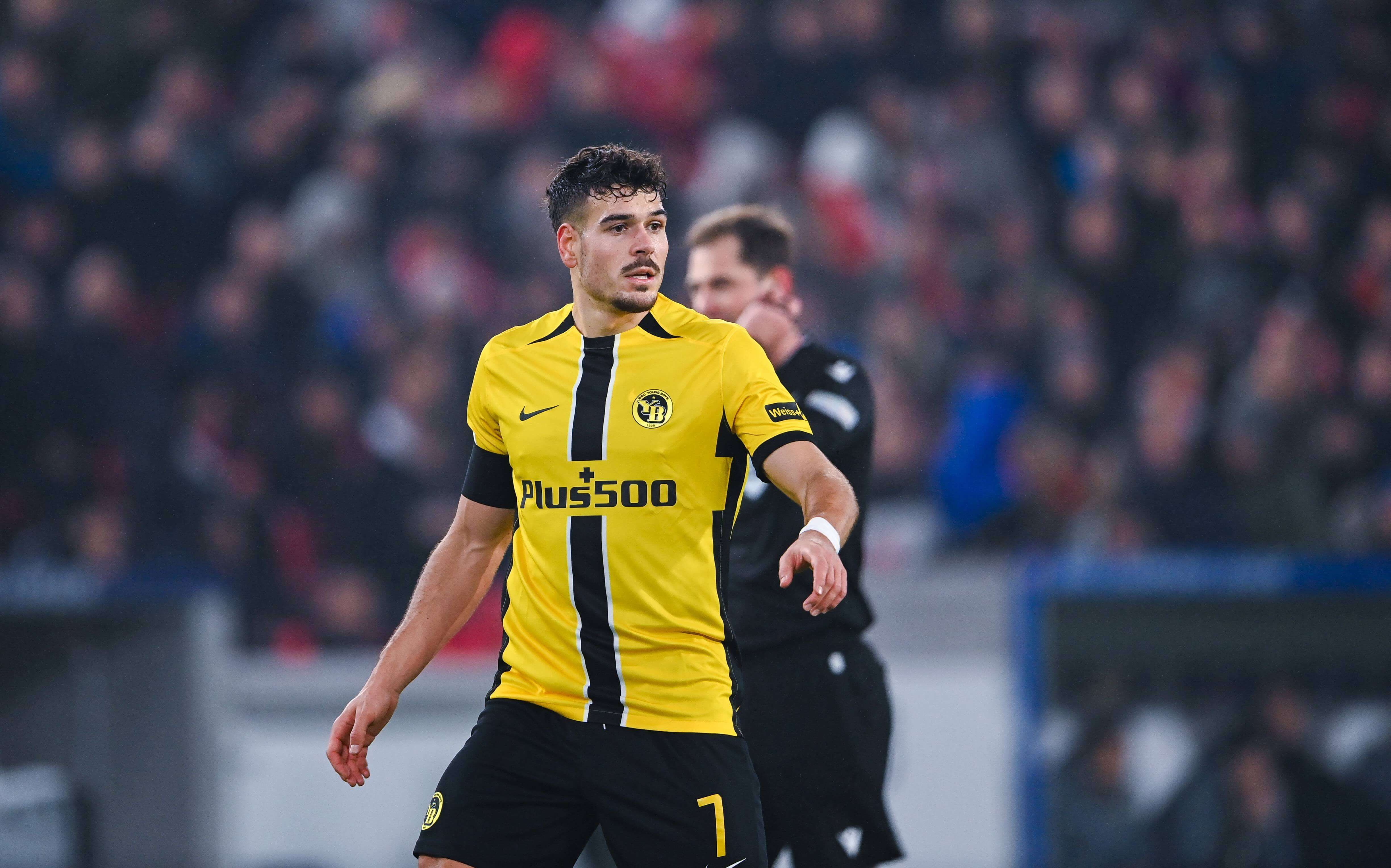  Filip Ugrinic, en un partido con el Young Boys.