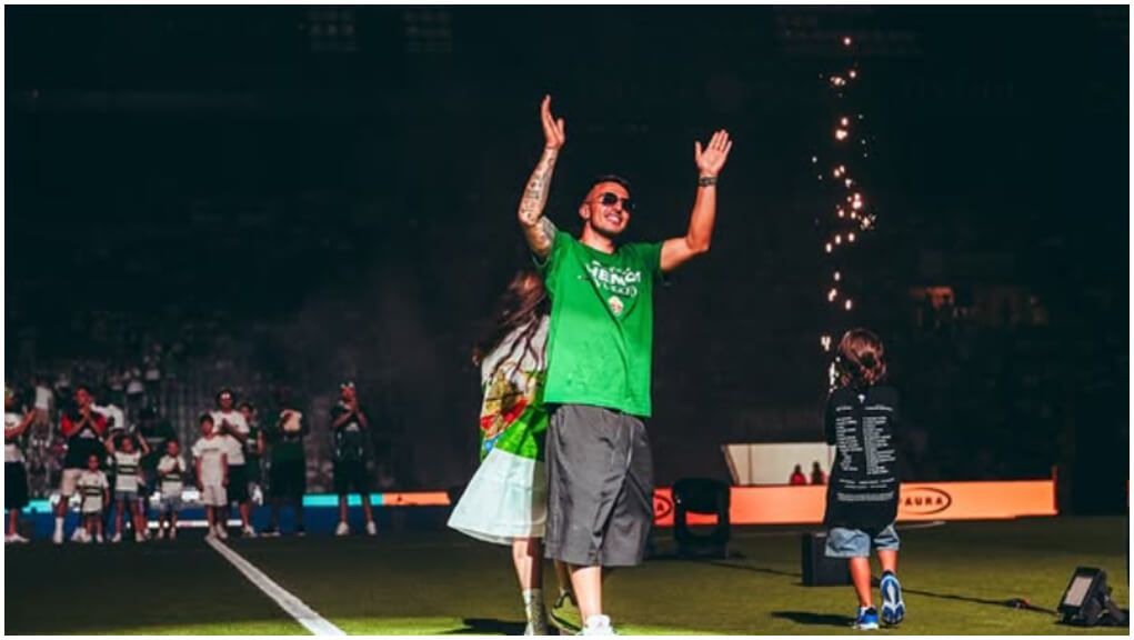  Nico Fernández celebrando el ascenso a Primera del Elche.