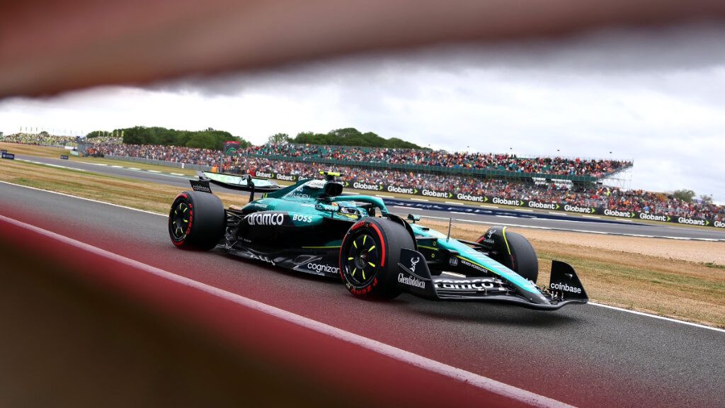  Fernando Alonso, en el Gran Premio de Silverstone.