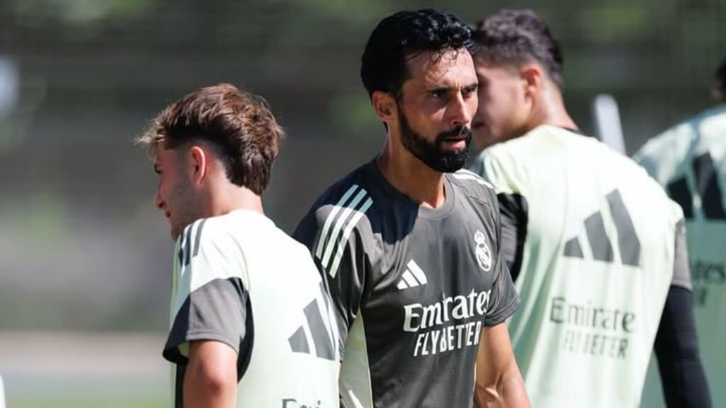  Álvaro Arbeloa entrenando en Valdebebas (Real Madrid)
