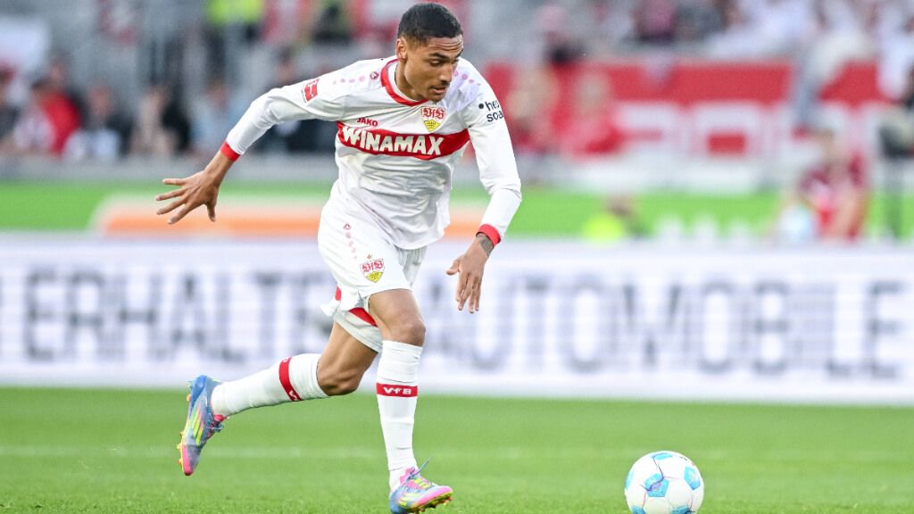 Enzo Millot, en una jugada con el Stuttgart (Foto: Cordon Press)