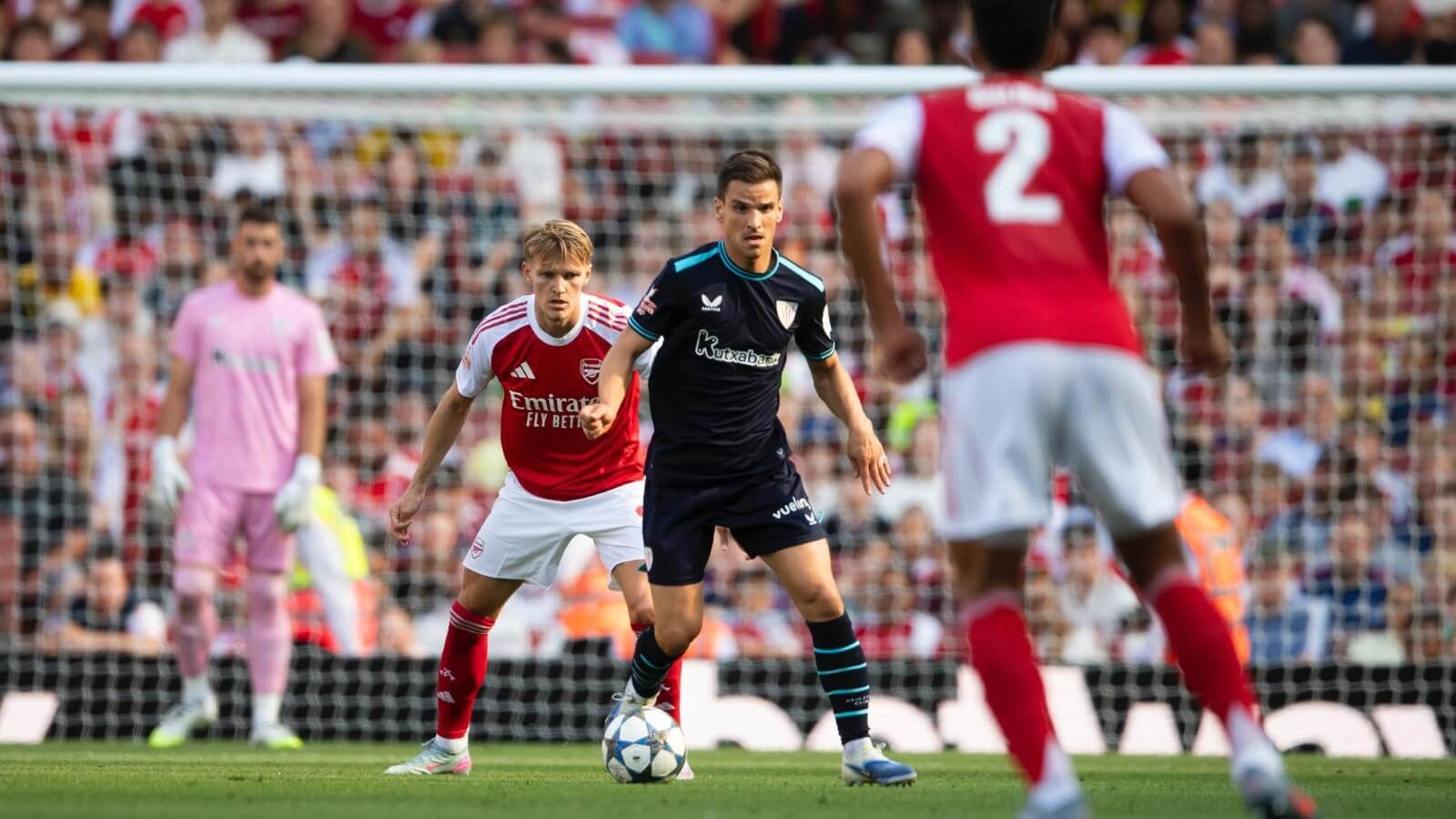  Iñigo Ruiz de Galarreta en pretemporada ante el Arsenal en el Emirates.