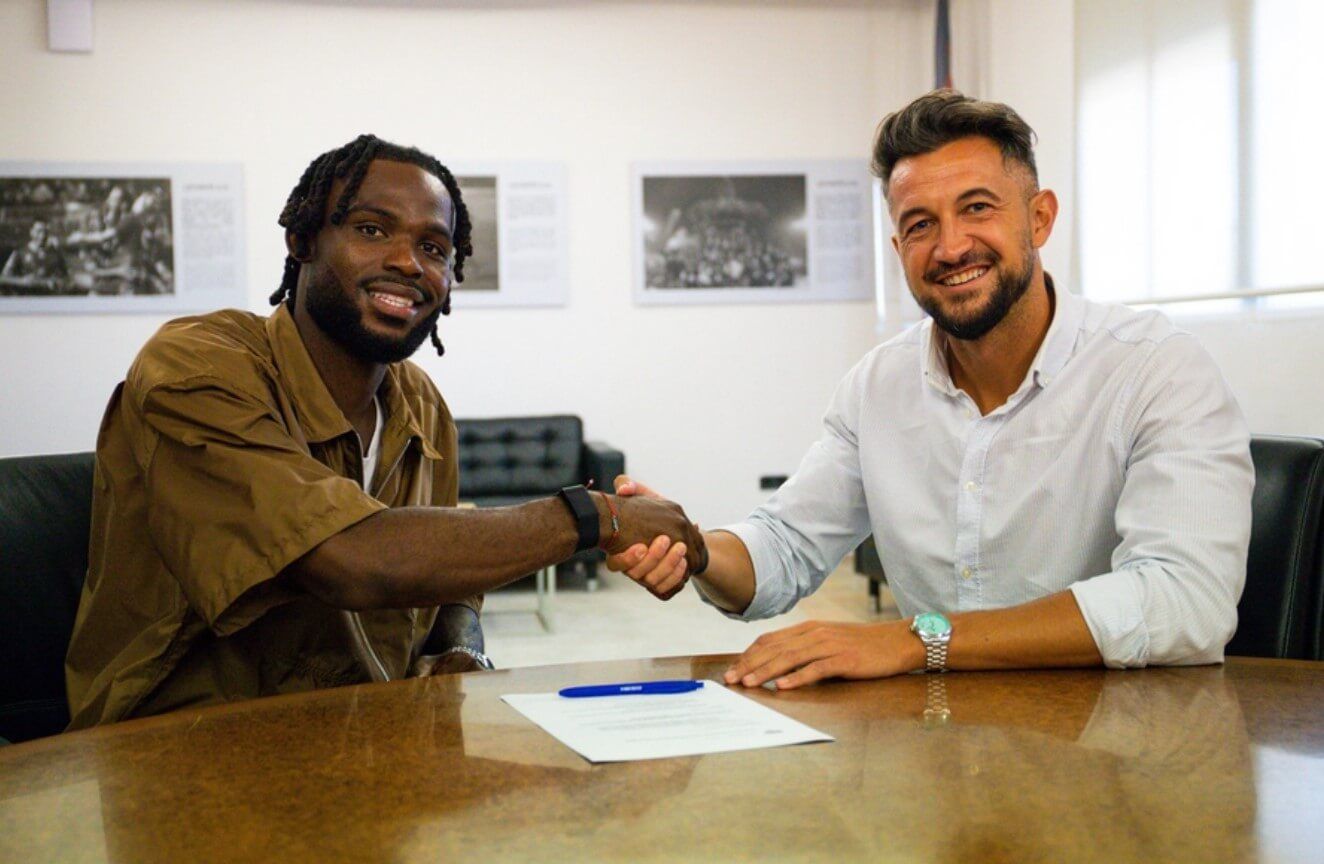  Goduine Koyalipou, nuevo jugador del Levante.