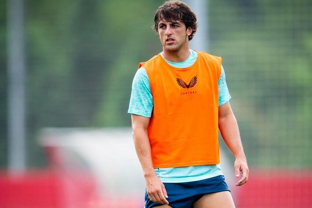 Unai Gómez durante la pretemporada en Lezama.