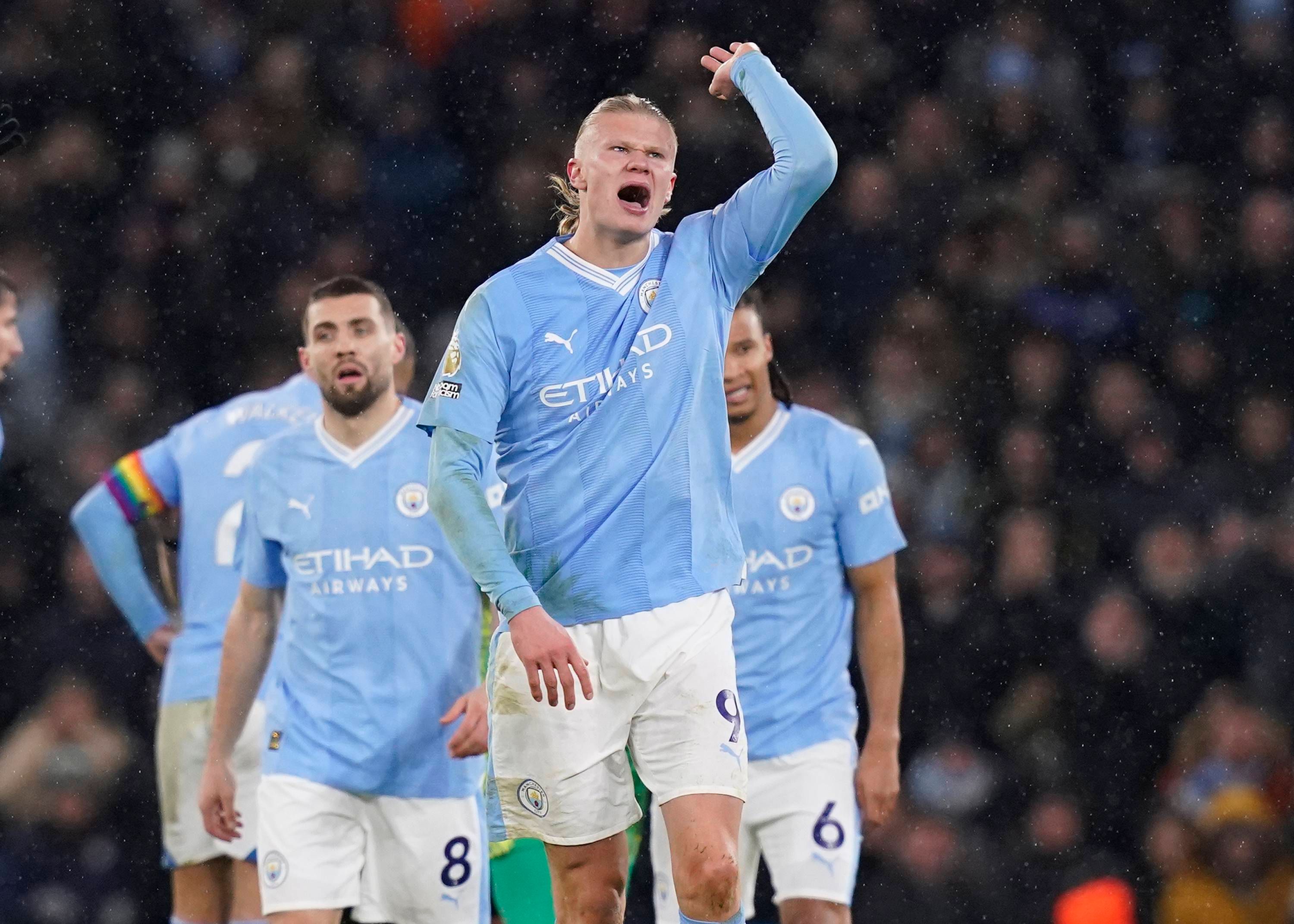  Haaland, muy molesto tras empatar contra el Tottenham (Cordon Press)