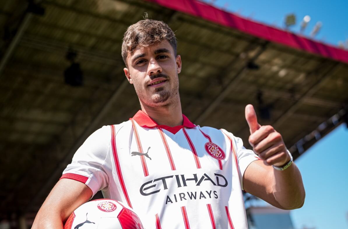 Hugo Rincón, cedido por el Athletic Club y presentado con el Girona.