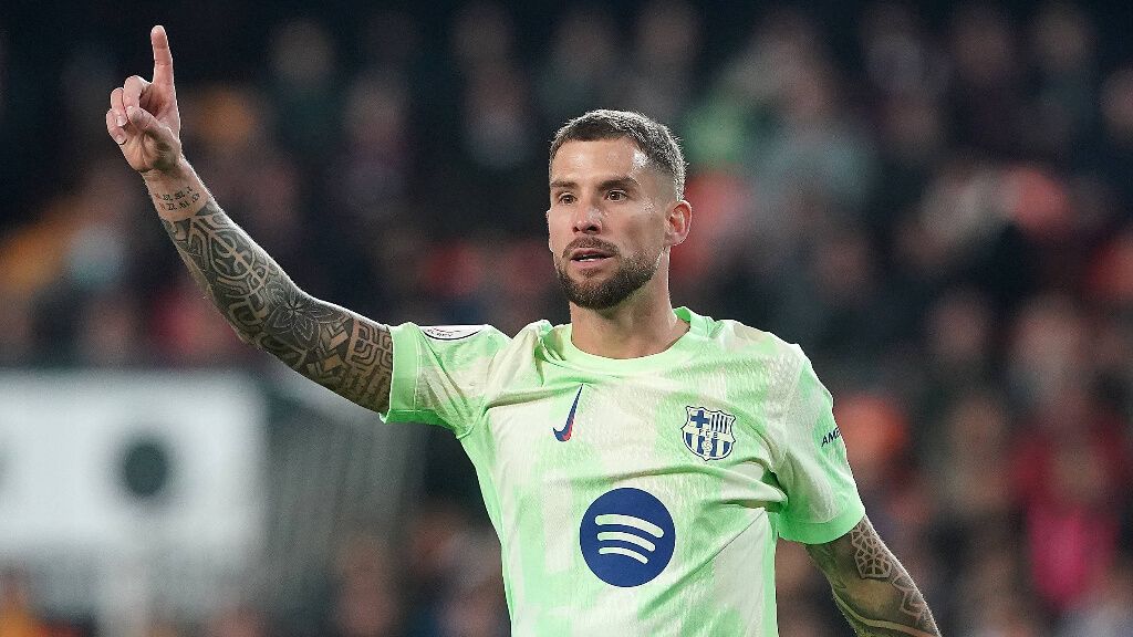  Iñigo Martínez durante un partido del Barcelona (Fuente: Cordon Press)