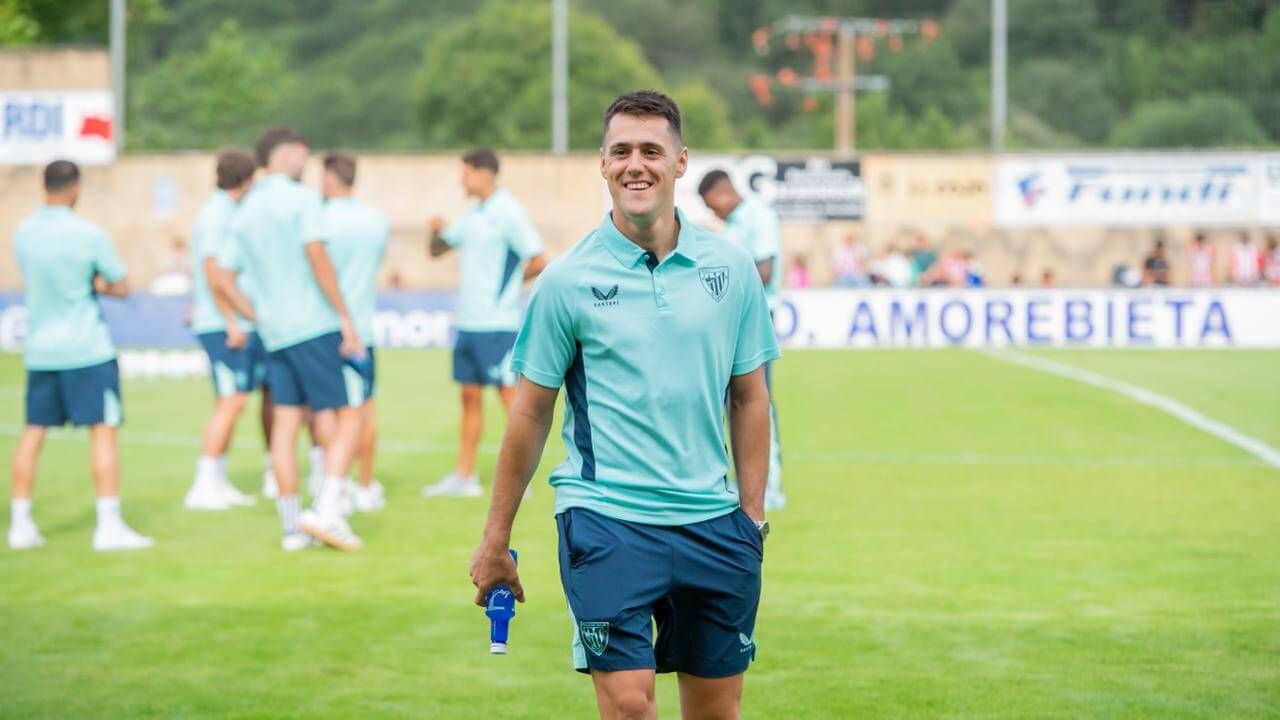  Urko Izeta, en Urritxe en pretemporada contra la Ponferradina.