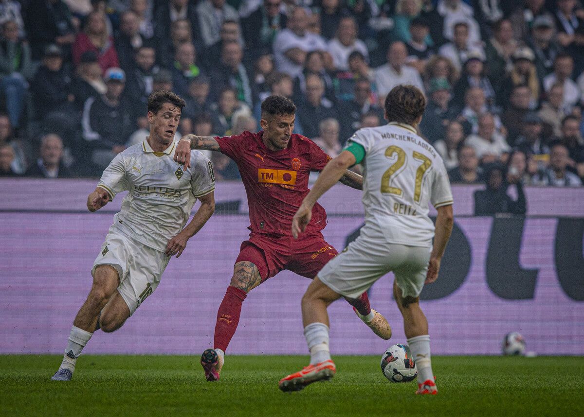  Lance del último partido de pretemporada del Valencia.
