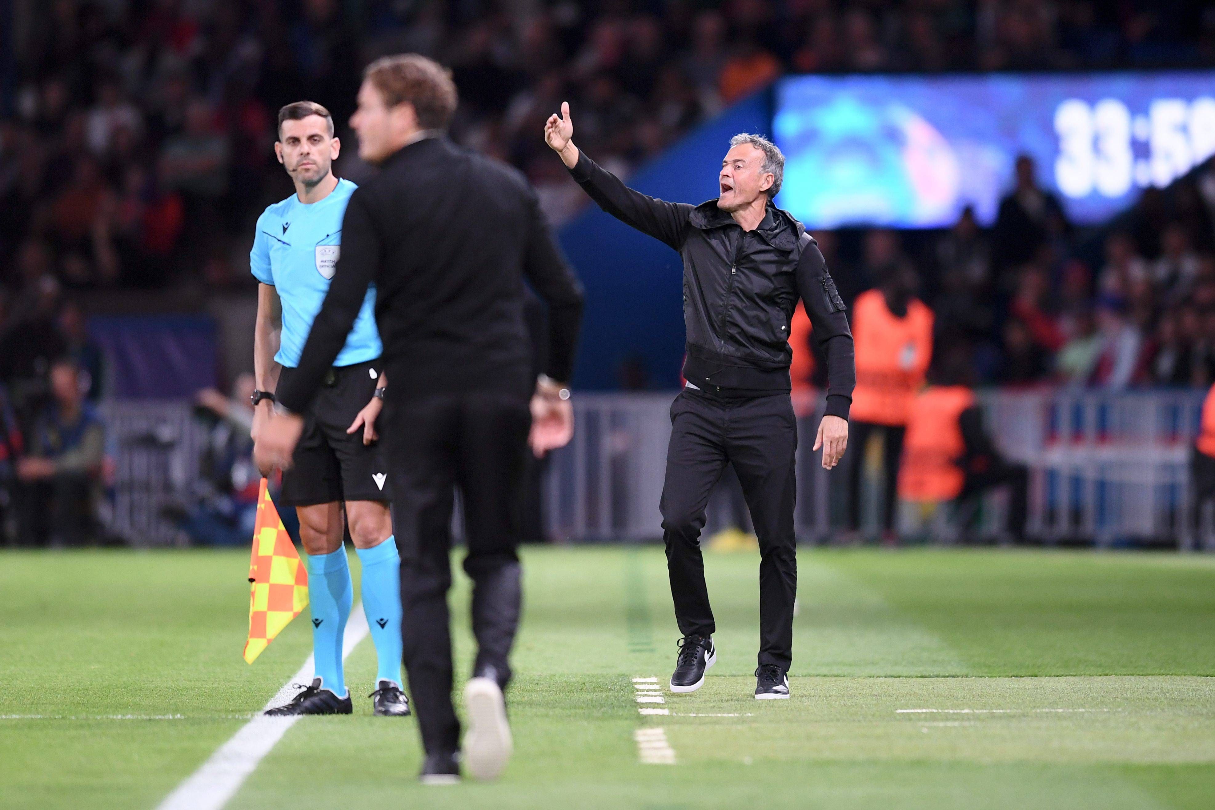  Luis Enrique durante el PSG - Dortmund de Champions.
