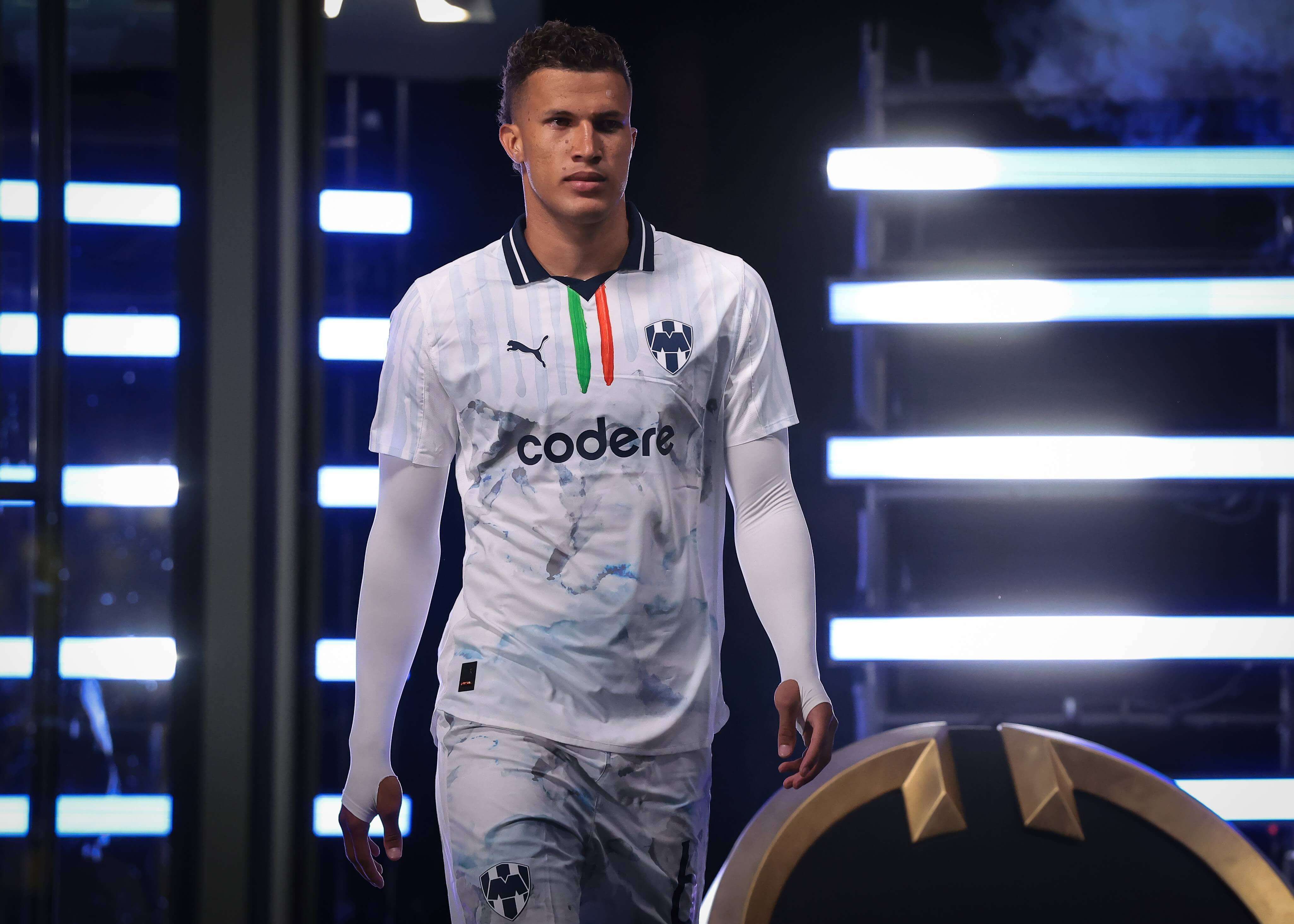 Nelson Deossa, antes de un partido en el Mundial de Clubes.