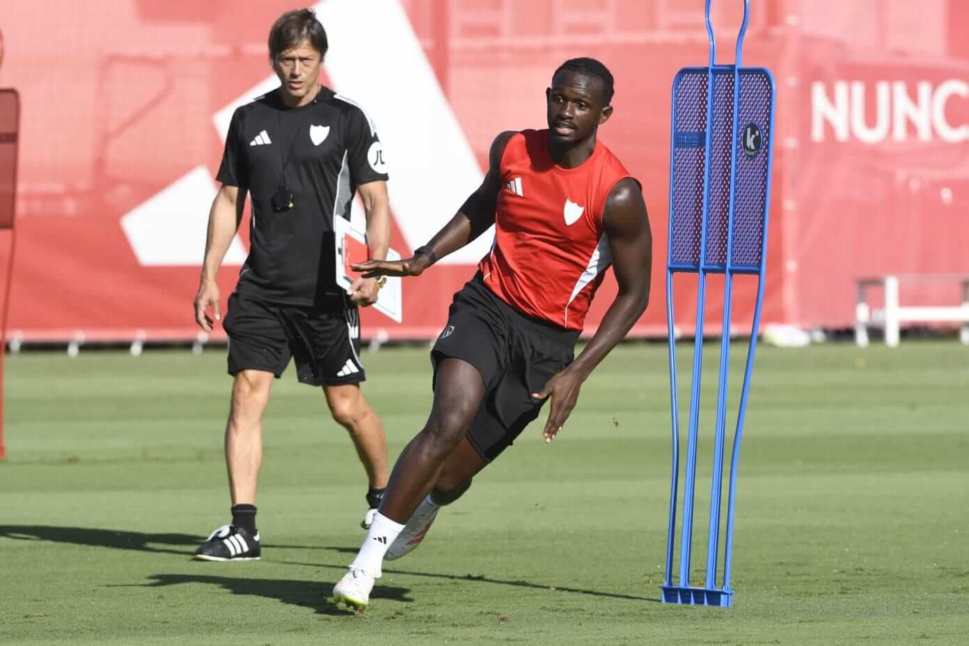 Nianzou y Almeyda, en la pretemporada del Sevilla.