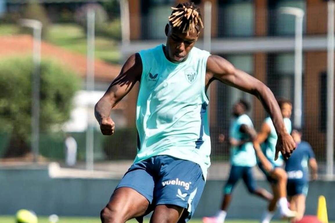 Nico Williams se ejercita en esta pretemporada en Lezama.