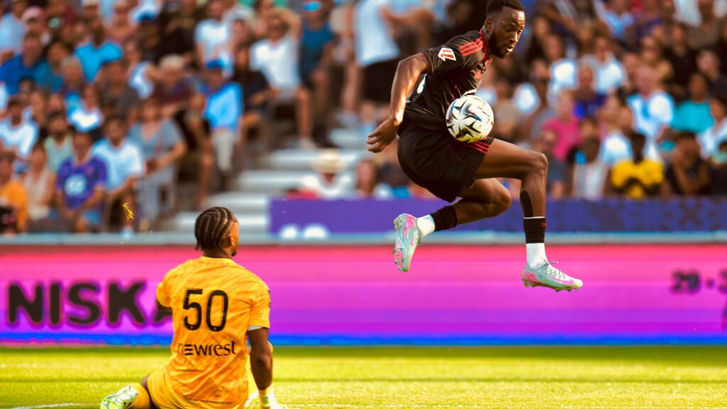  Dodi Lukebakio, ante el Toulouse.