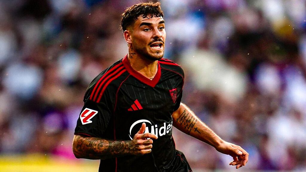  Isaac Romero, ante el Toulouse.