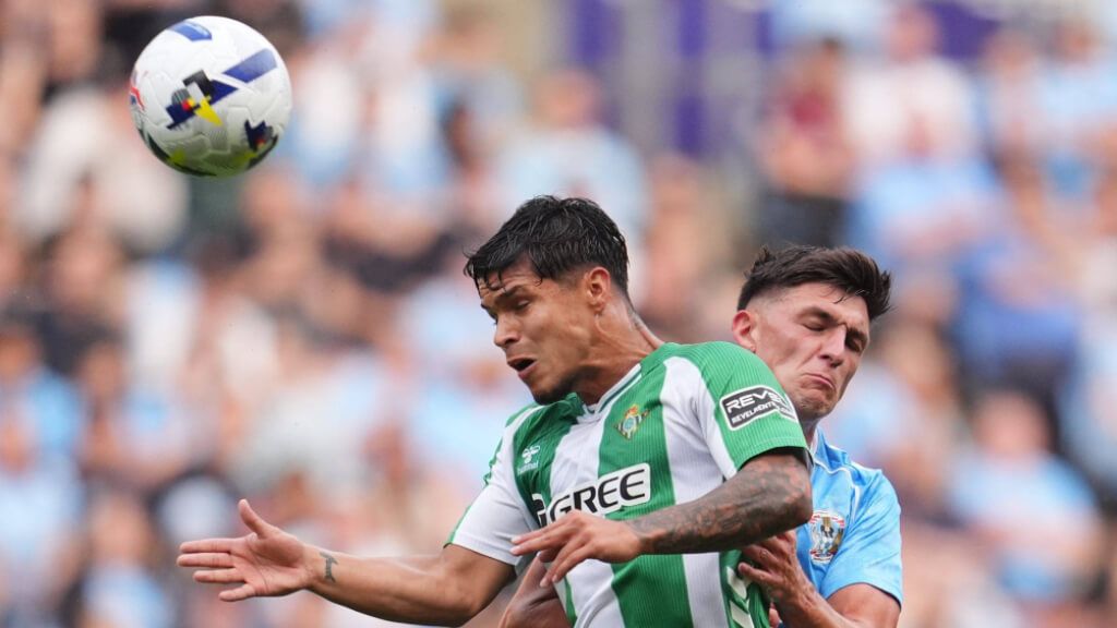 El Cucho Hernández, ante el Coventry City.