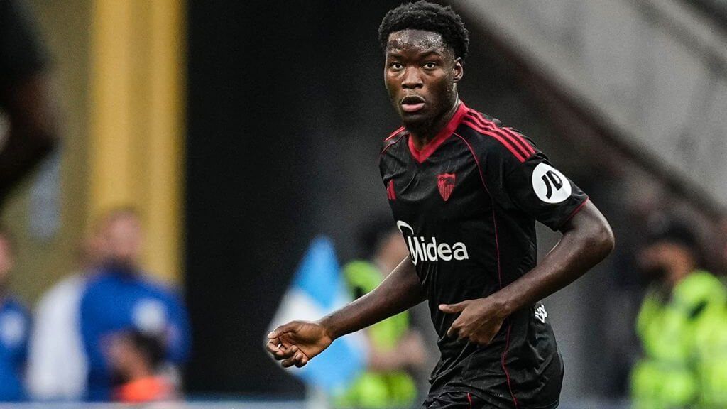 Lucién Agoumé, ante el Marsella.