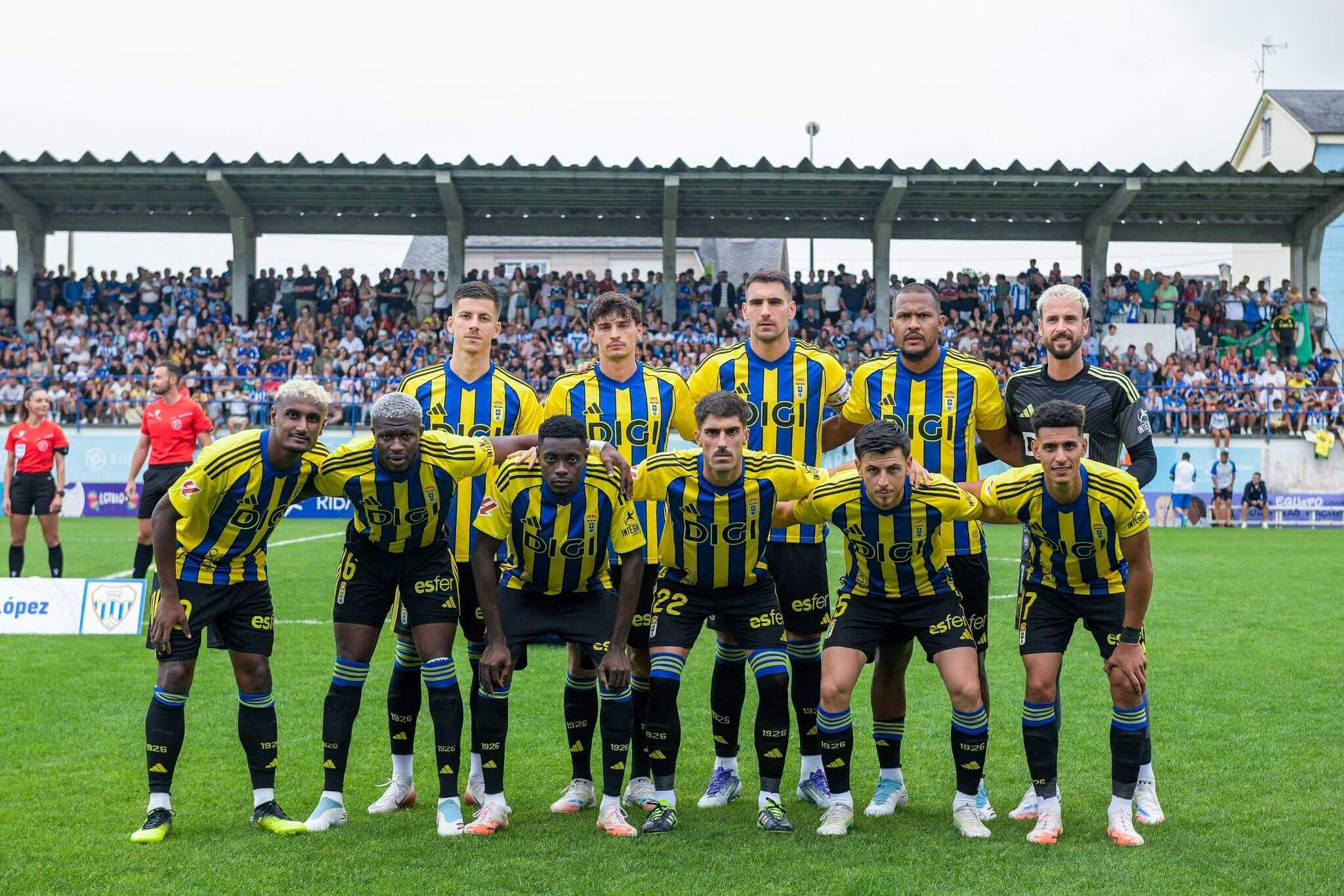 El once del Real Oviedo en Ribadeo ante el Deportivo (Foto: RO).