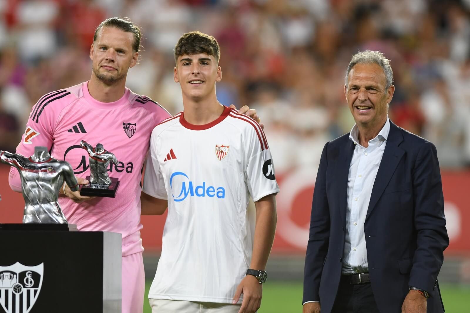  Nyland, Aitor Puerta y Joaquín Caparrós.