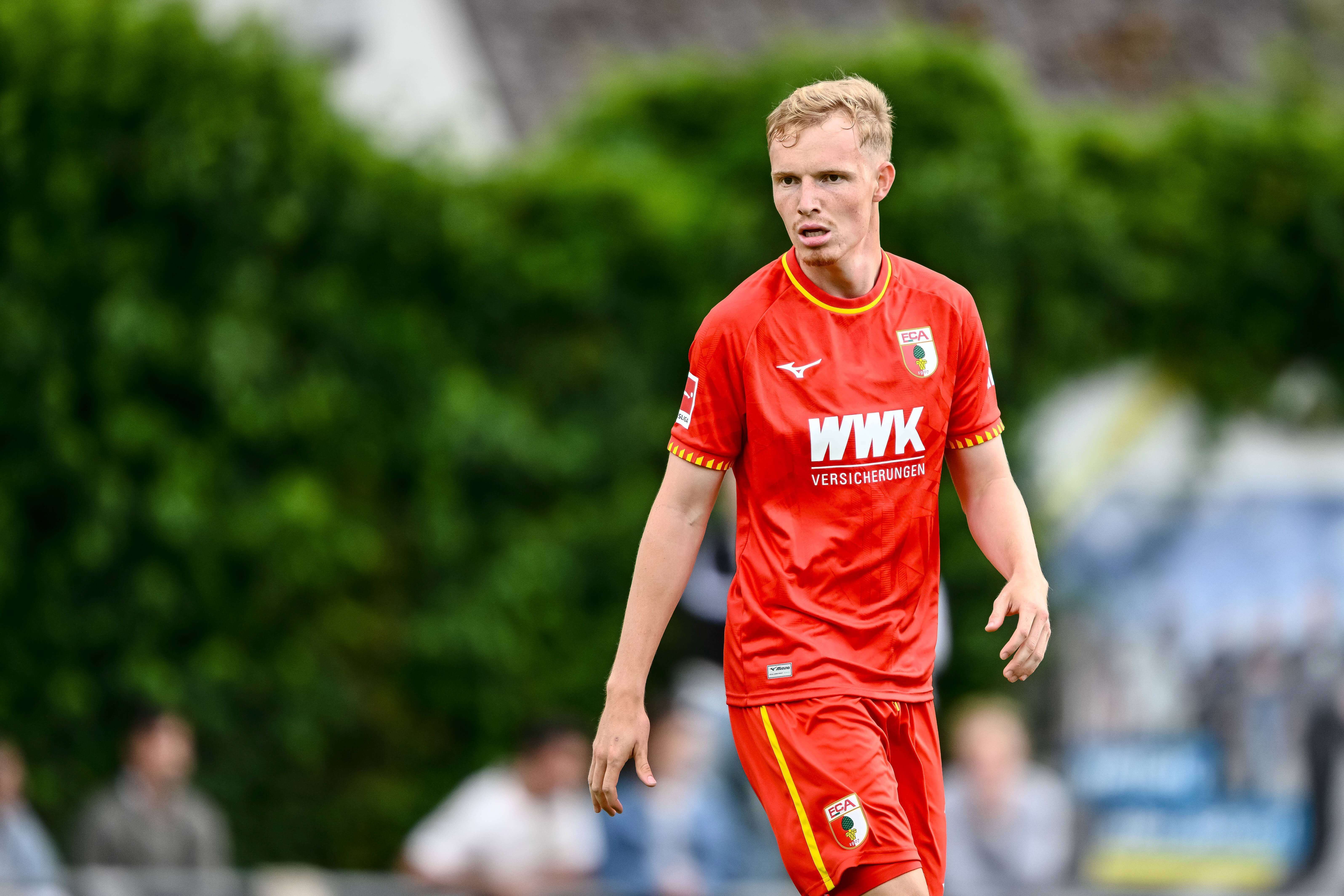  Tim Breithaupt, en un partido de pretemporada del Augsburgo.
