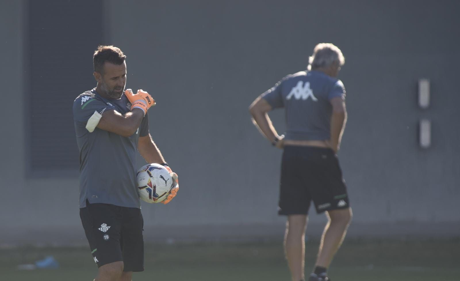  Toni Doblas, en un entrenamiento del Betis