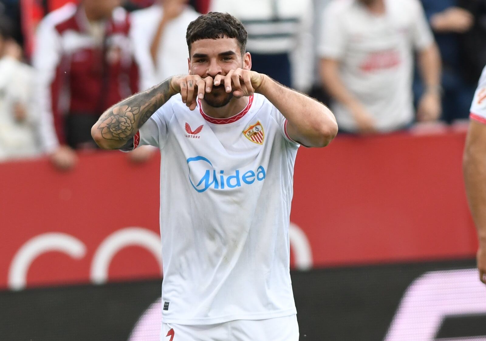 Isaac Romero celebra su gol al Leganés (foto: Kiko Hurtado)