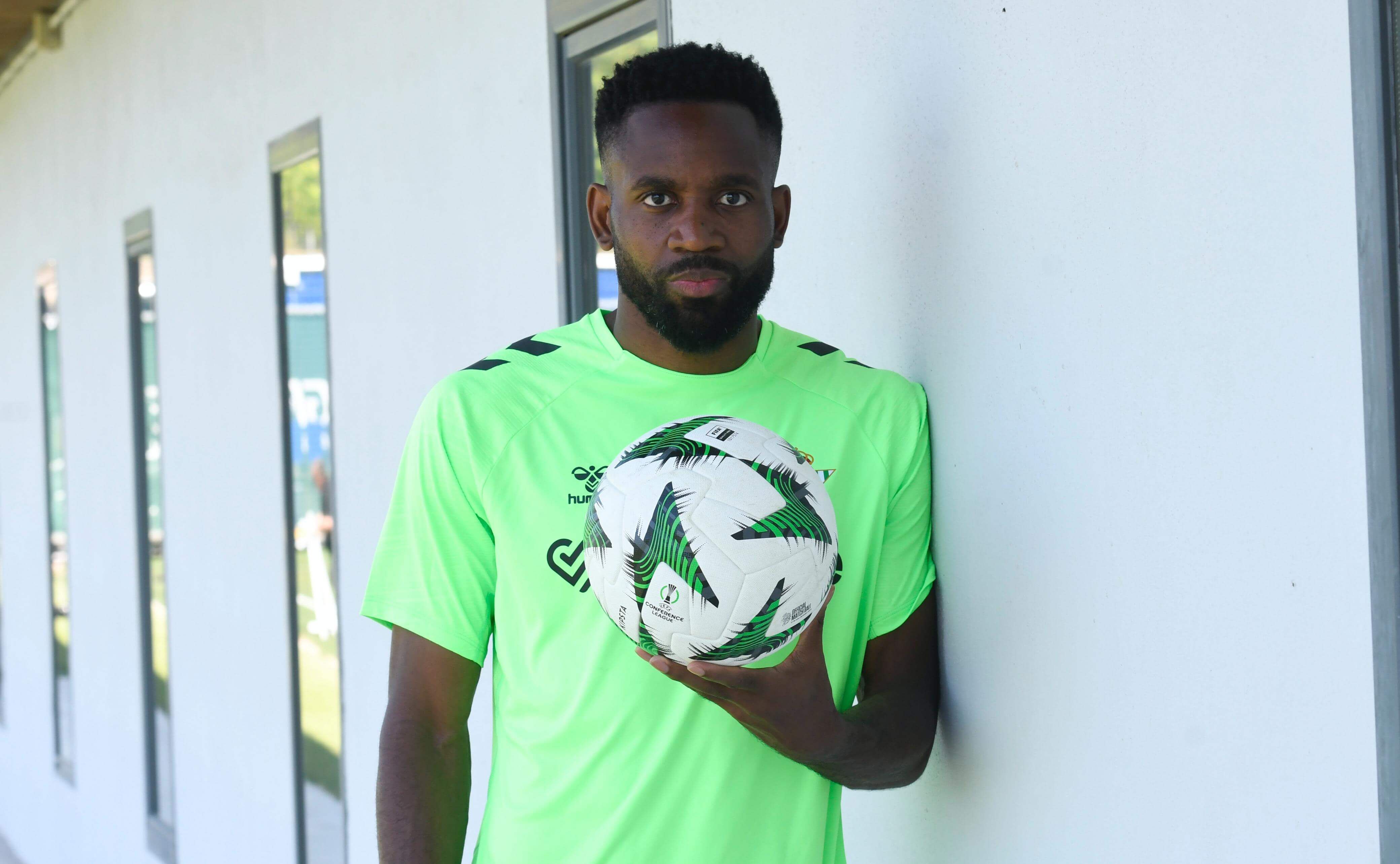 Cedric Bakambu, en su entrevista para ElDesmarque (Foto: Kiko Hurtado)