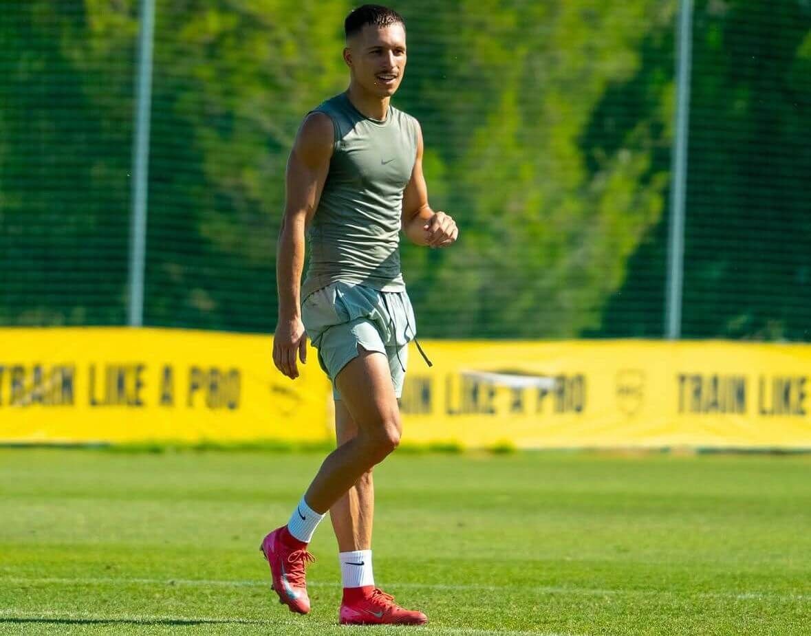 Bryan Zaragoza se preparada durante el verano. (Foto: Perfil oficial de Instagram @brryann10)