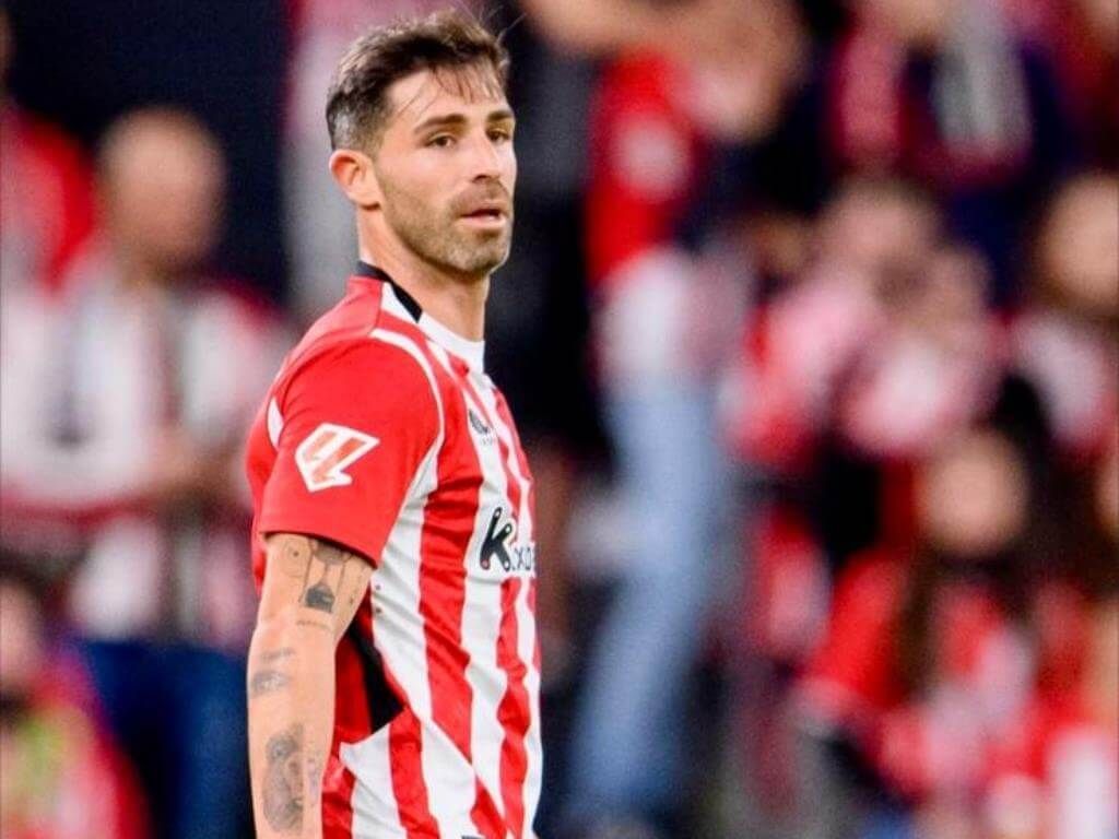 El central de Barakaldo Yeray Álvarez en un partido.