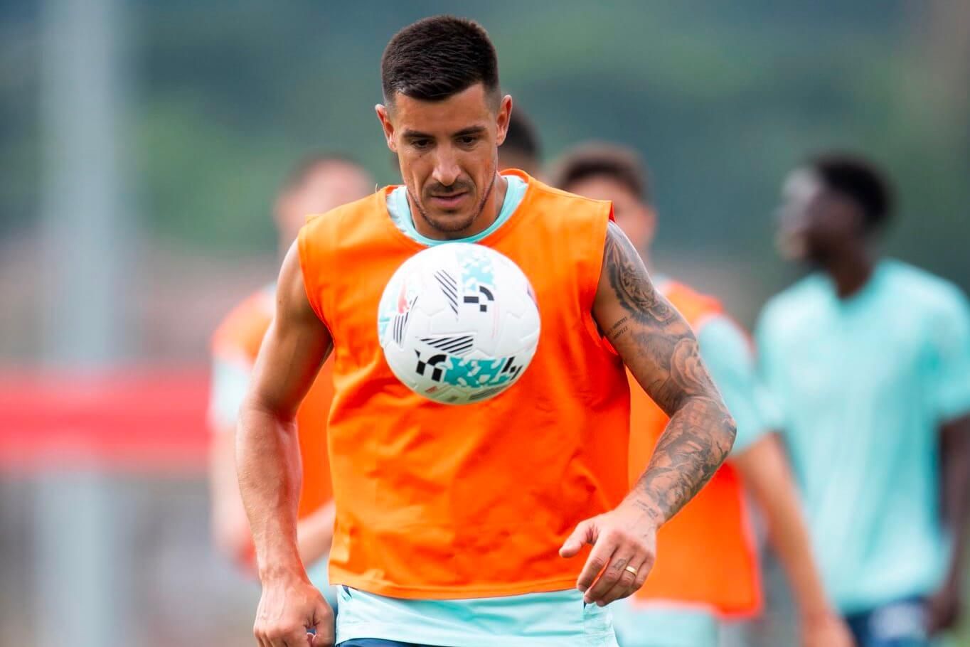  El lateral Yuri Berchiche entrenando esta semana de pretemporada en Lezama.