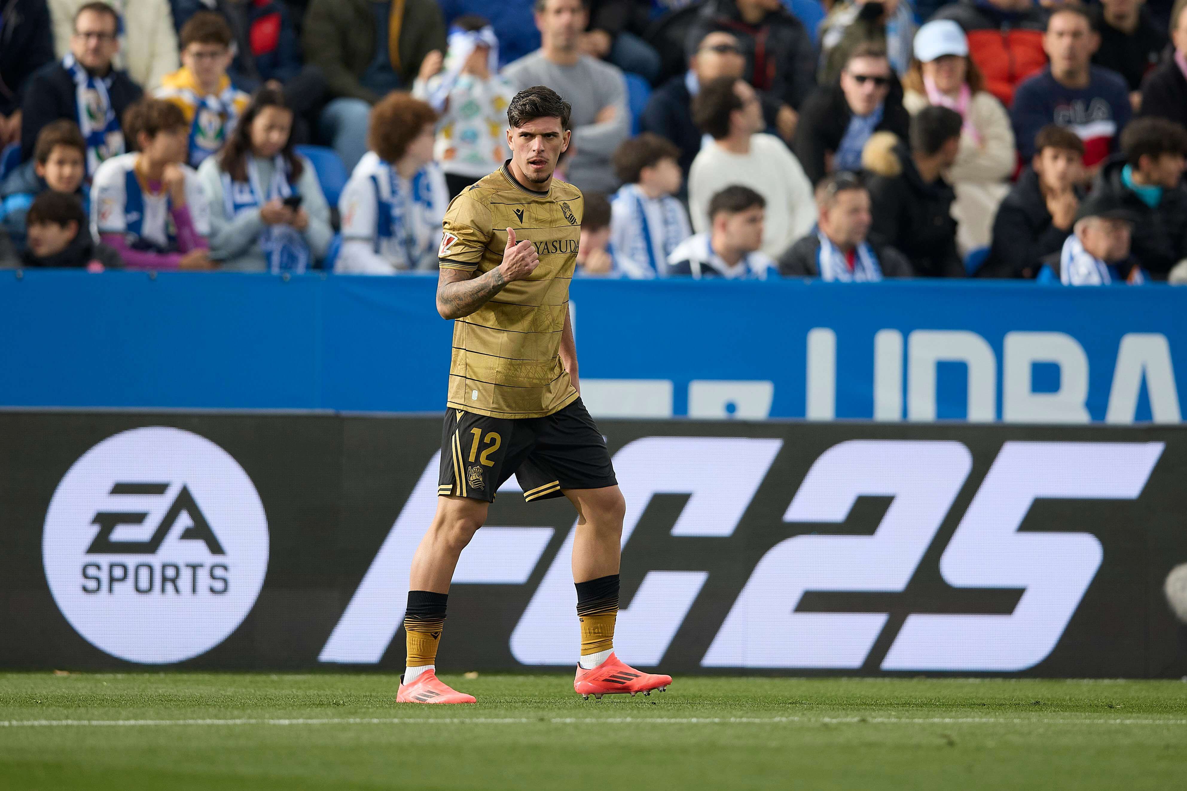 Javi López, con la Real Sociedad en Butarque.