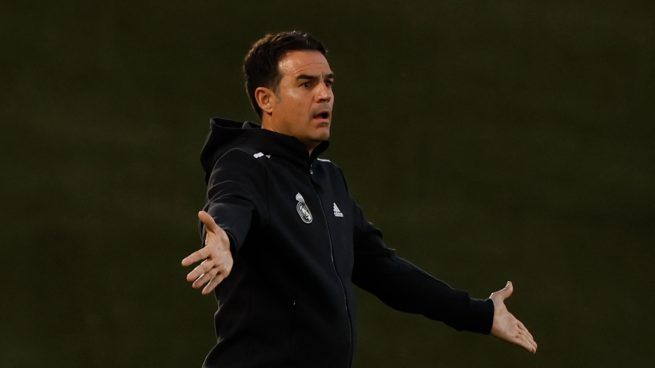  Alberto Toril no consiguió cambiar la dinámica del Real Madrid Femenino tras el Clásico..